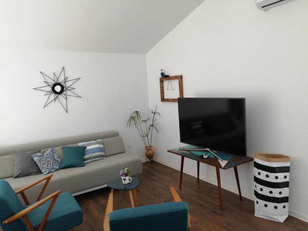 Apartments Tamara Lokva Rogoznica Bagian luar foto